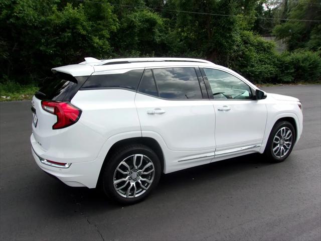 2022 GMC Terrain AWD Denali