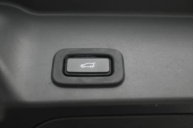 2020 Land Rover Range Rover Evoque SE