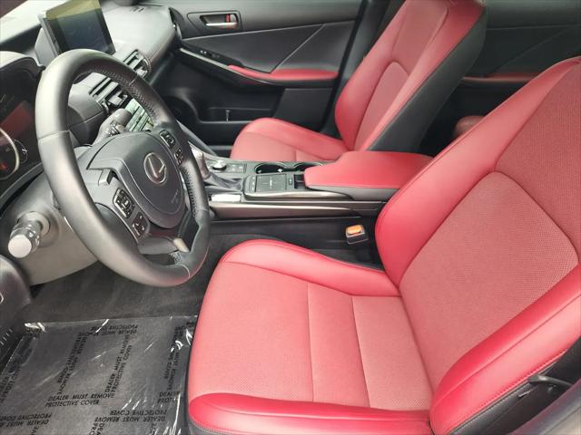 2025 Lexus IS 350 F SPORT Design