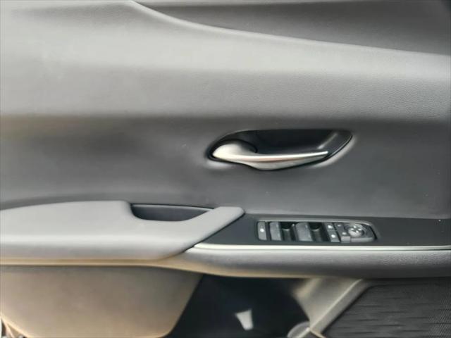 2025 Lexus 300 Premium