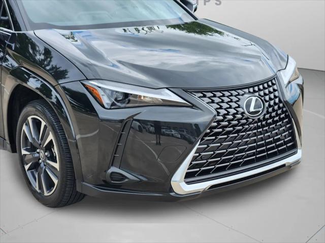 2025 Lexus 300 Premium
