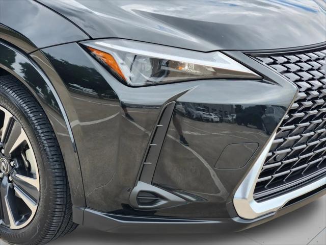 2025 Lexus 300 Premium