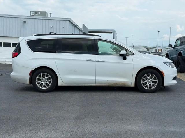 2020 Chrysler Voyager LXI