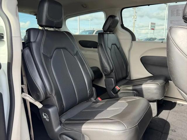 2020 Chrysler Voyager LXI