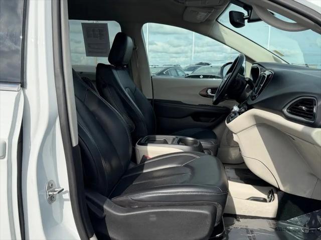 2020 Chrysler Voyager LXI