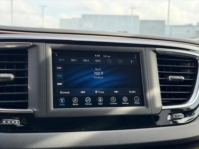 2020 Chrysler Voyager LXI
