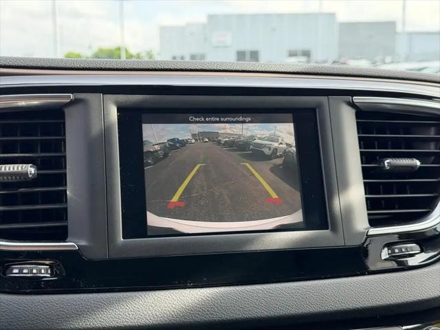 2020 Chrysler Voyager LXI