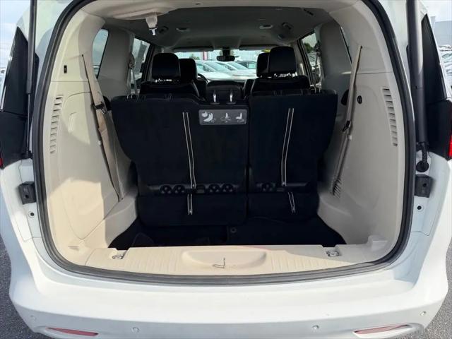2020 Chrysler Voyager LXI