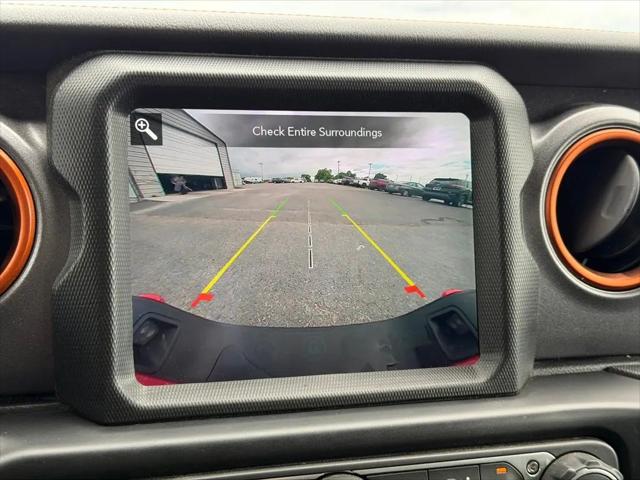 2022 Jeep Gladiator Sport