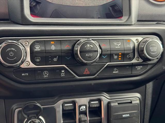 2022 Jeep Gladiator Sport