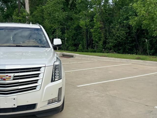 2017 Cadillac Escalade Platinum