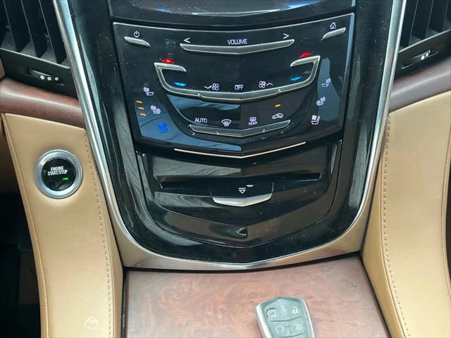 2017 Cadillac Escalade Platinum