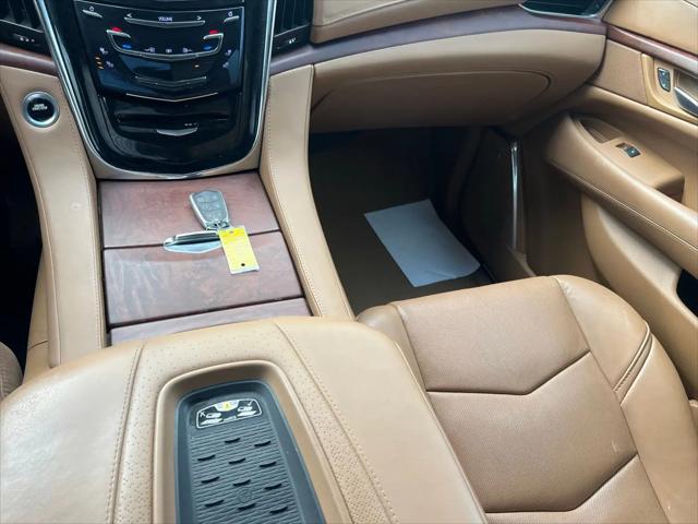 2017 Cadillac Escalade Platinum