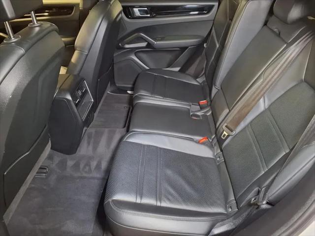 2019 Porsche Cayenne E-Hybrid Cayenne E-Hybrid