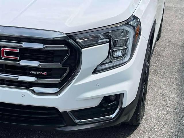 2024 GMC Terrain AWD AT4