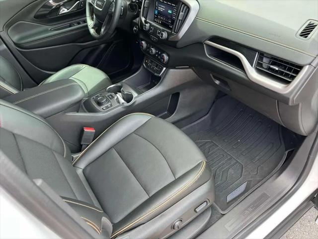 2024 GMC Terrain AWD AT4