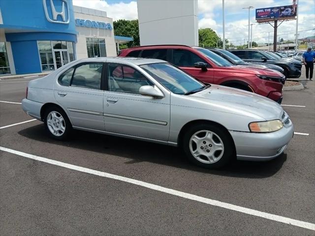 2000 Nissan Altima GXE