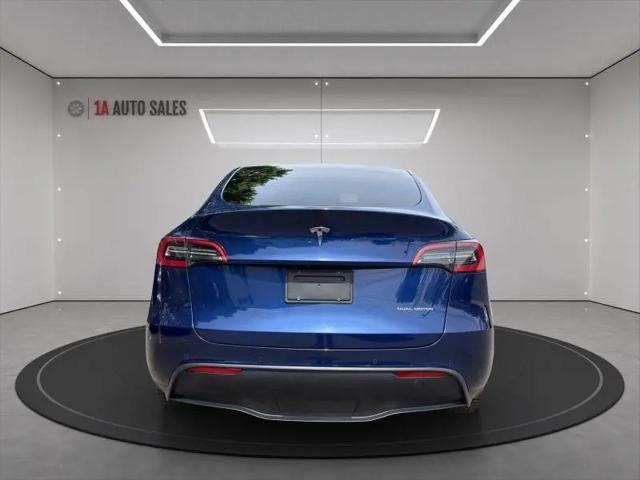 2022 Tesla Model Y Long Range Dual Motor All-Wheel Drive