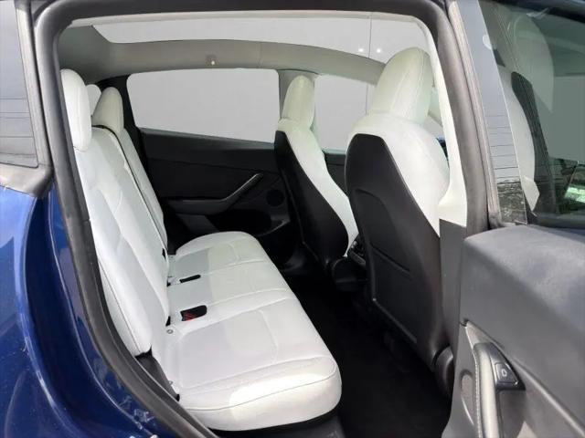 2022 Tesla Model Y Long Range Dual Motor All-Wheel Drive