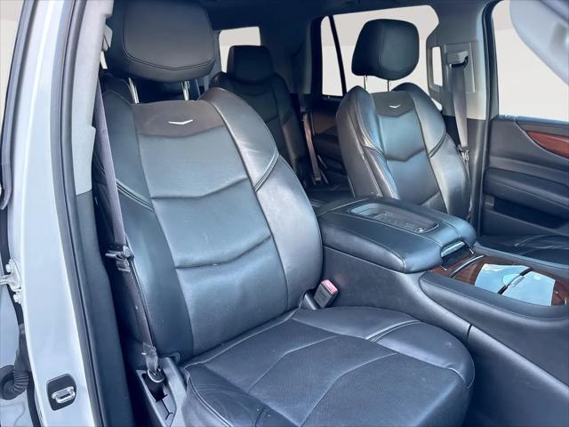 2017 Cadillac Escalade Luxury