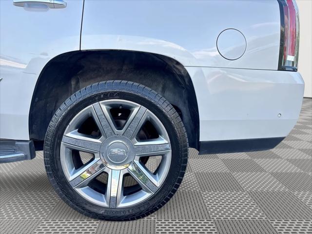 2017 Cadillac Escalade Luxury