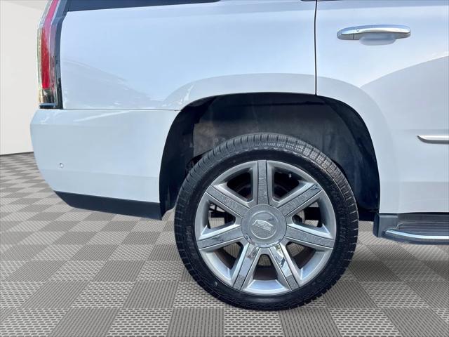 2017 Cadillac Escalade Luxury