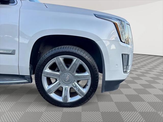 2017 Cadillac Escalade Luxury