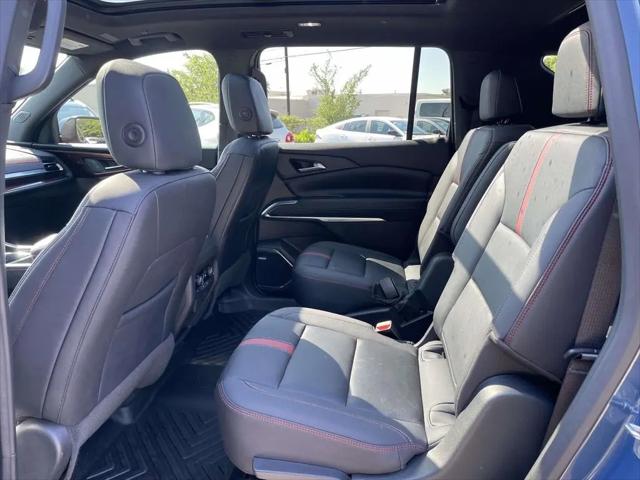 2024 Chevrolet Traverse FWD RS