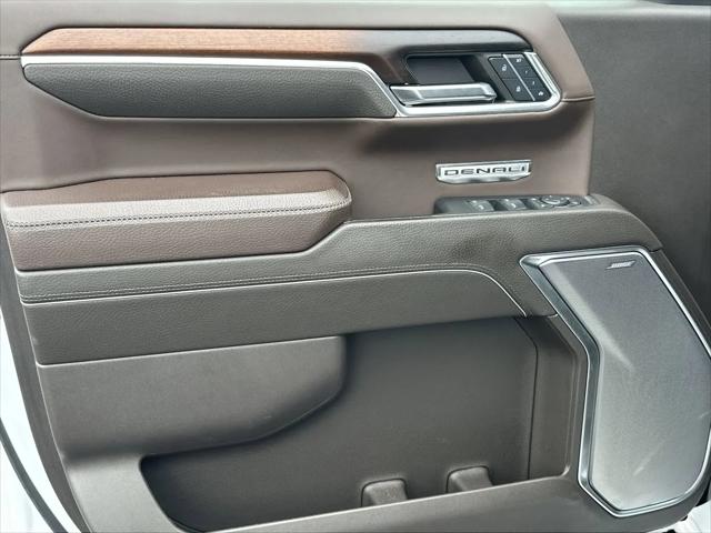 2024 GMC Sierra 1500 4WD Crew Cab Short Box Denali