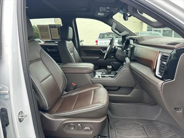 2024 GMC Sierra 1500 4WD Crew Cab Short Box Denali
