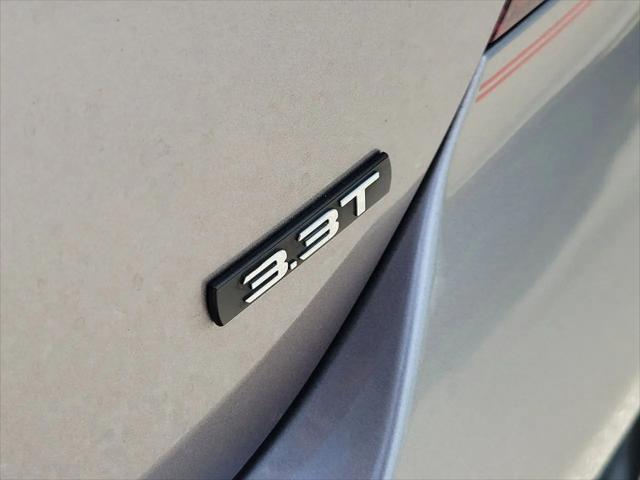 2023 Genesis G70 3.3T RWD