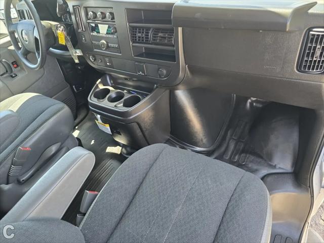 2024 GMC Savana Cargo RWD 2500 Regular Wheelbase Work Van