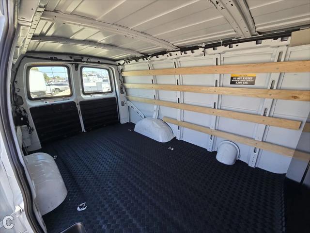 2024 GMC Savana Cargo RWD 2500 Regular Wheelbase Work Van