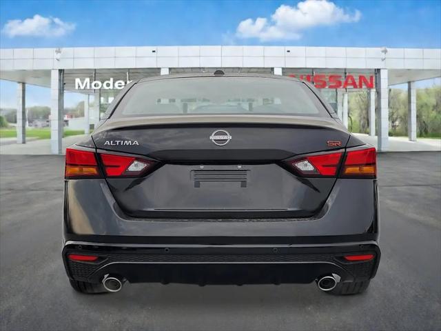 2026 Nissan Altima SR FWD
