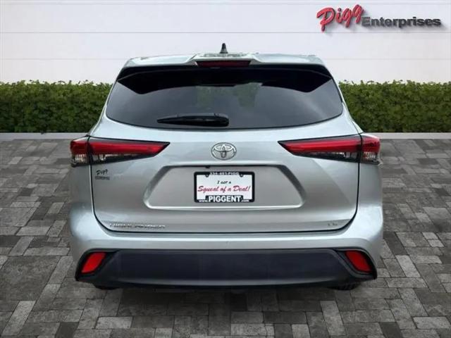 2023 Toyota Highlander LE
