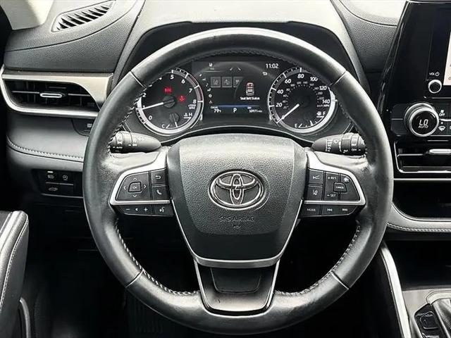 2023 Toyota Highlander LE