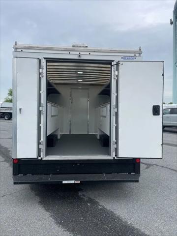 2027 Ford E-Series Cutaway E-350