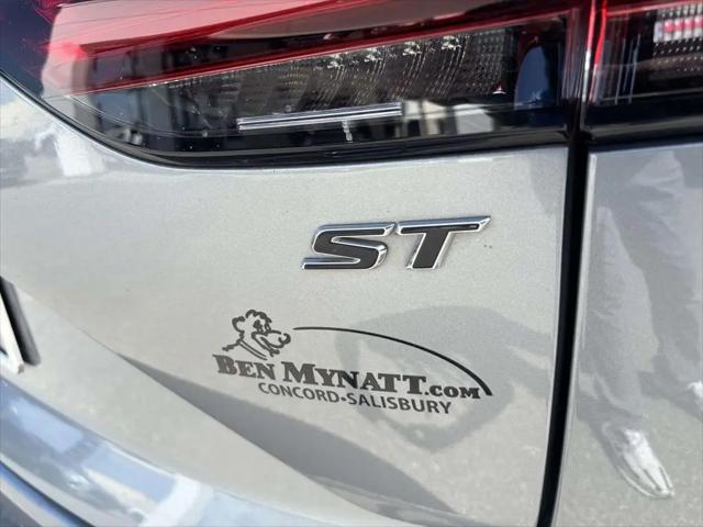 2023 Buick Envision Essence AWD