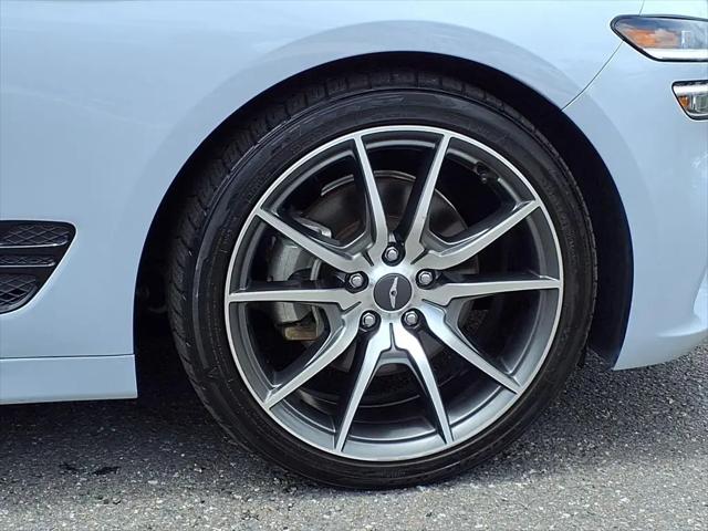 2023 Genesis G70 2.0T RWD