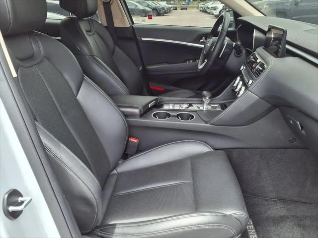 2023 Genesis G70 2.0T RWD