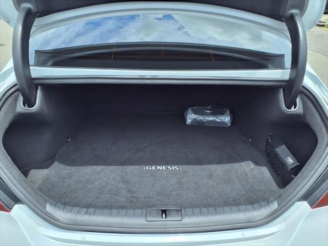 2023 Genesis G70 2.0T RWD