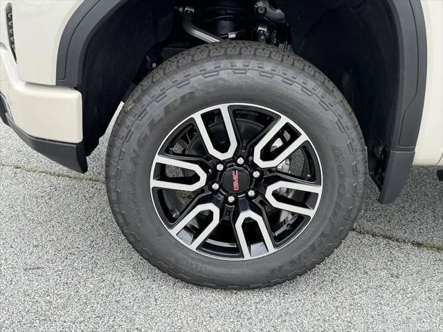 2026 GMC Sierra 1500 Crew Cab, Short Bed, AT4, 4WD