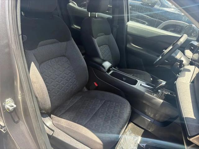 2025 Nissan Kicks SV FWD