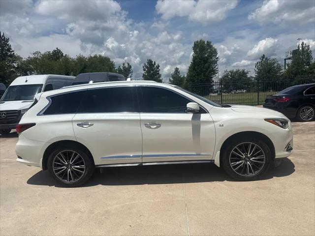 2020 INFINITI QX60 LUXE