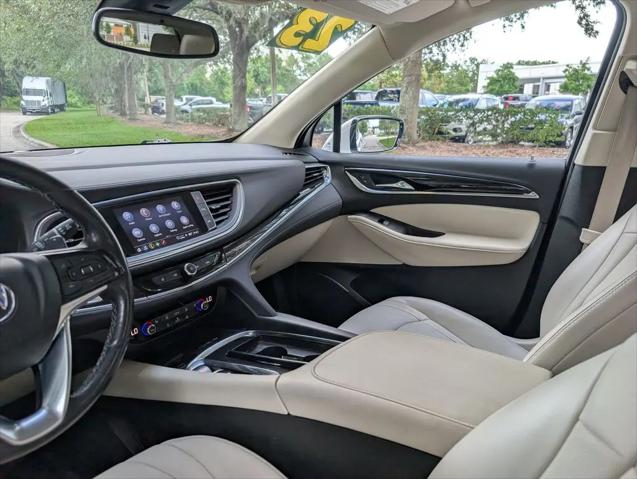 2023 Buick Enclave Essence AWD