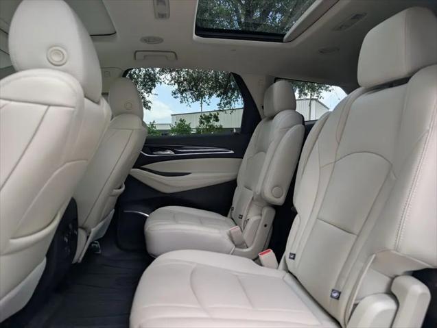 2023 Buick Enclave Essence AWD