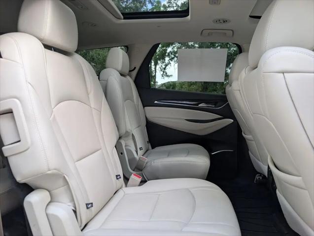 2023 Buick Enclave Essence AWD