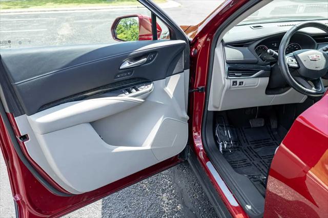 2020 Cadillac XT4 AWD Premium Luxury