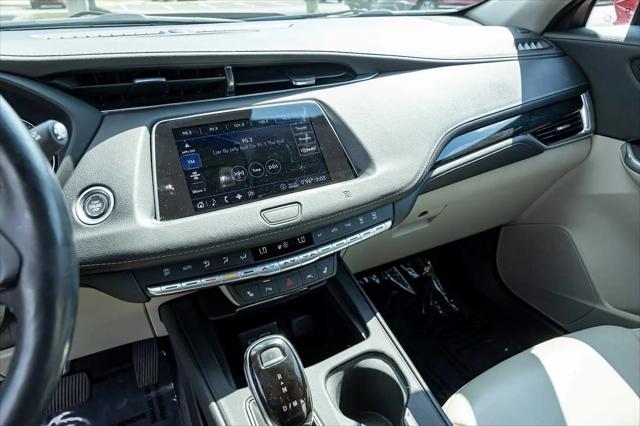 2020 Cadillac XT4 AWD Premium Luxury