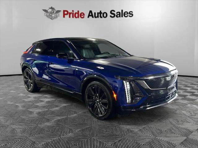 2024 Cadillac iQ Sport w/1SK